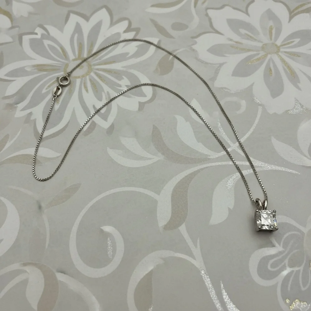 925 stamp necklace with emerald cut cz diamond 1.4 carats .​ - Picture 2 of 4